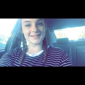 Meet your Posher, Sabrina